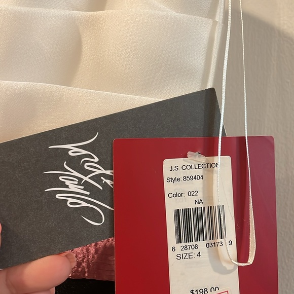 JS COLLECTION DRESS 💕🖤 - Picture 2 of 6